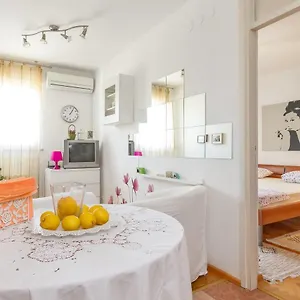 Apartment Magnolia, Split